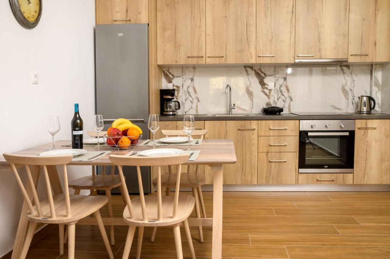 Apartmán Elizabeth Stone House Nea Roda Exteriér fotografie